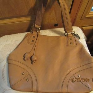JB559.  Nice Tan Purse